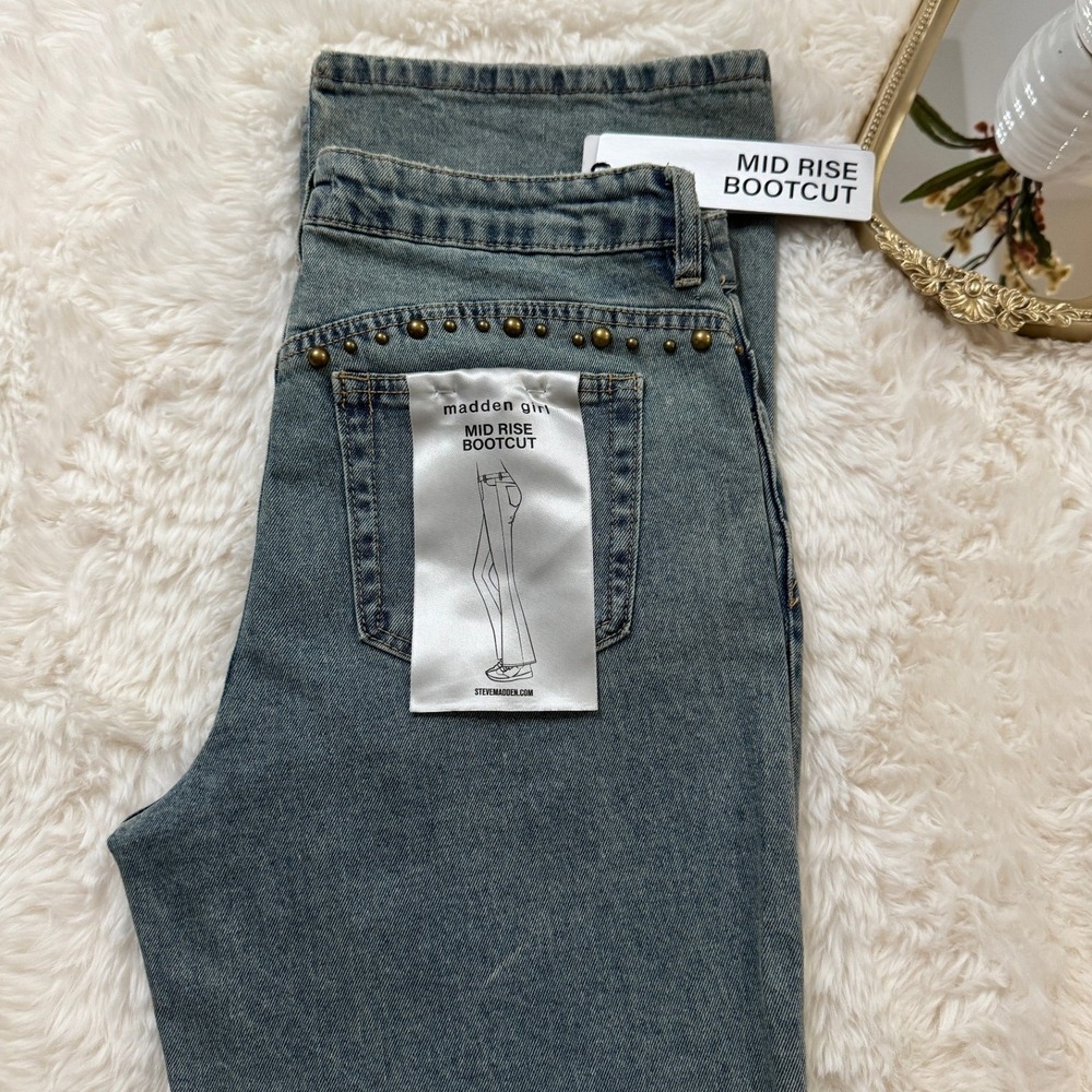 Madden Girl Mid Rise Bootcut Jeans Blue Studded Denim Size 9 NEW - Picture 9 of 10